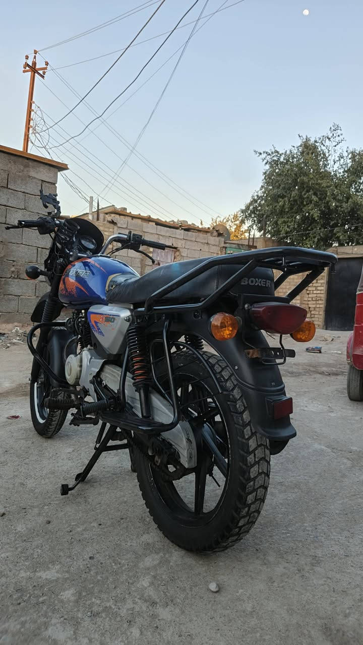 السلام عليكم بوكسر 22بدون اوراق تاخذها من باب لبيت ناعمه بدون تبخير جديده بس لسلف ميشتغل ب 800الف
 مكان الدوره البعيثه المجزره ***********
