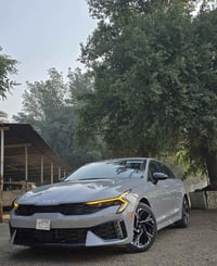 للبيع كيا  K5 2025 وارد امريكي حادث خلفي  تبديل قبق جنطه جاملغ خلفي  -...