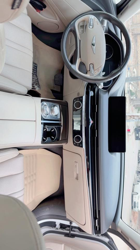 سلام عليكم جنسيز  g80 موديل 23 باسمي مواصفات بيس لايتات لد امامي خلفي حساس امامي وخلفي رادرات امامي خلفي جانبي كشنات تدفئه داخل كشنات ابيض جلد ماشيه 36 رقم بغداد كامره سياره جديده معنى الكلمه احلا من الصور حادثهه موضح بلصوره مكان السياره بغداد ***********
