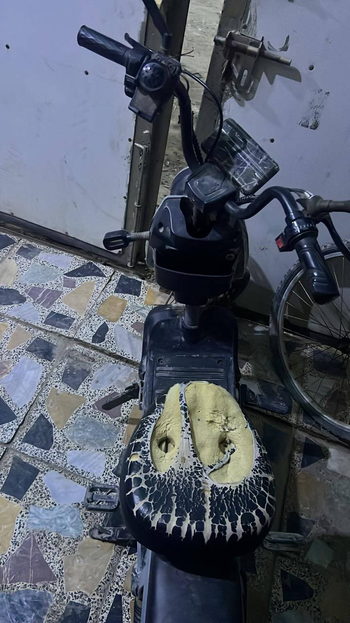 السلام عليكم دراجة شحن حجم 14 شركة حيدر النيار
بطاريات جدد مصارلي شهر من شديتهن 

ماشا جديده 

تايرات جدد 

شاحنه جديدة بعدها اباكيتها 

دراجة كلش حلوة 

السعر 225 وبيها مجال 

مكاني بغداد الزعفرانية 

للاستفسار ***********

متوفر واتساب وماسنجر
