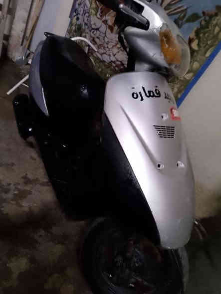 دراجه ساسوكي شبح مسطره نضيفه محرك نضيف مامفتوح كلشي شغال ولا نقص شغل وطلع السعر 300مكان كراده رقم *********** 
 واتساب فقط
