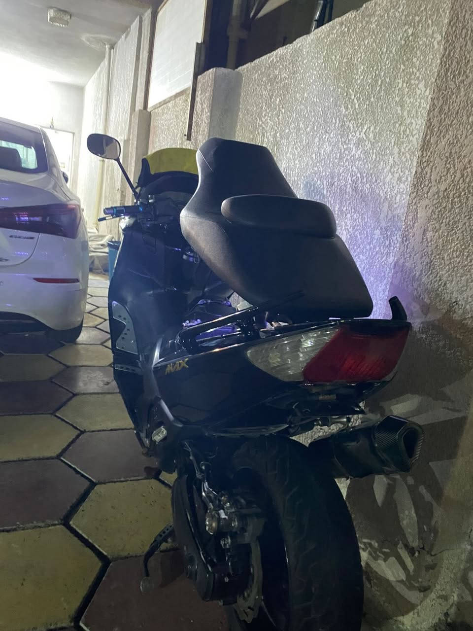 تي ماكس 2011 كفاله المكينه سعرها 27 ورقه بغداد الكفاح  مكلف بل نشر رقم صاحبها ***********
***********
