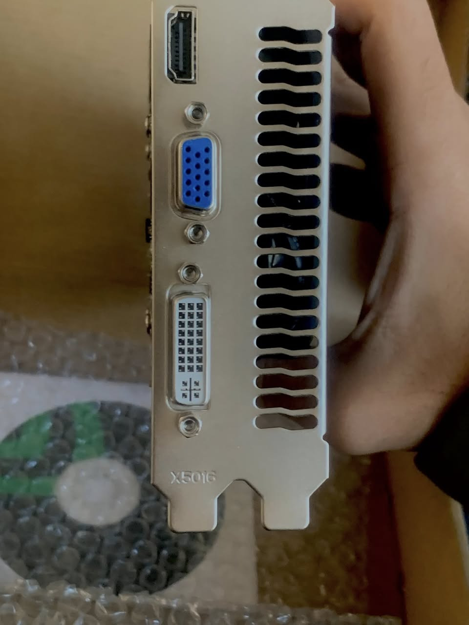 GTX 1050 Ti 4GB
شلعت كروت 3 قطع 

سعر 100 الف قفل عليهن تلاثتهم 

شغلات تمام و من دون اي مشاكل 

متوفر توصيل 🚚


**إذا كنت صاحب هذا الإعلان وتريد حذفه لأي سبب، رجاءا أرسل رسالة إلى الدعم الفني**