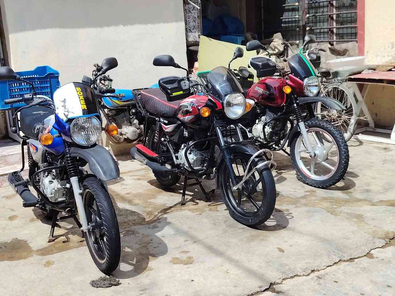 متوفر بوكسرات موديل 2018وا 2019وا 2020كلمه وسعره أوراق اصوليه شرط ترقيم اتصال ***********
