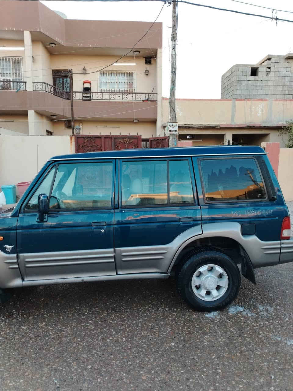 السلام عليكم باجيرو ٢٠٠١ بلادية بس جامرلغ السكن بي طخه الباقي كله بلادي كير عادي المحرك إيبخر، أهل المصالح الأسطوات سفرات عوائل سيارة راقية السعر ٤٥ بيه مجال قليل جدا.


**إذا كنت صاحب هذا الإعلان وتريد حذفه لأي سبب، رجاءا أرسل رسالة إلى الدعم الفني**