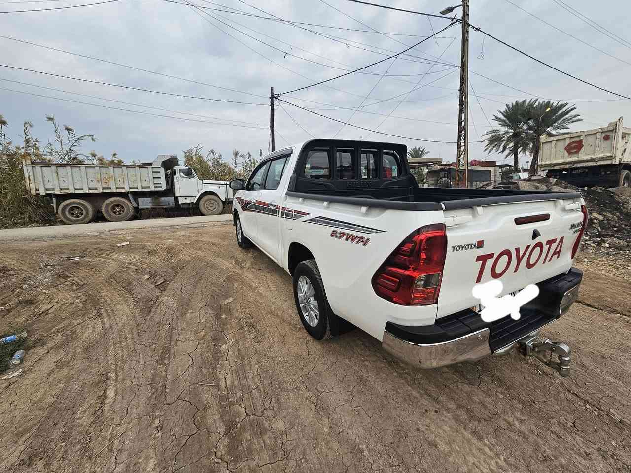 السلام عليكم هايلوكس للبيع مديل 23 مكفول كفاله عامة ماشيه 42 الف رقم بغداد عنوان ديالى
***********
