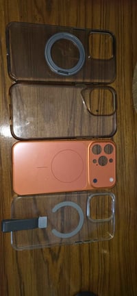 حافظات • ايفون 15 • جديدة