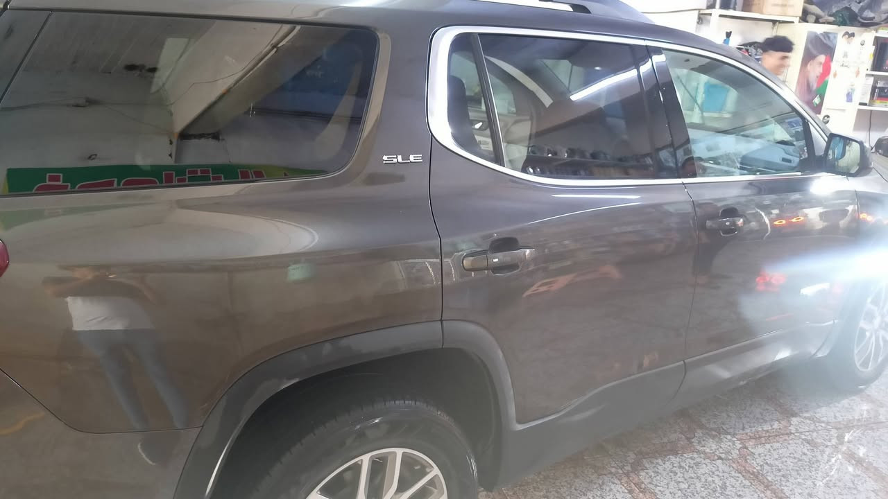 للبيع جمسي اكاديا موديل 19 محرك 6 سلندر 3600  دفع رباعي AWD رقم بغداد
كشنات تدفئه 

كشن كهربائي 

سبعه راكب 

حادث بنيد مبدل فقط 

مكان سياره ميسان 

***********
