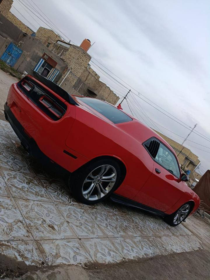 جالنجر ٢٠١٦ فول مواصفات ماشيه ٦٨ الف مكاني كربلاء السعر ١٣٠ بيه مجال ***********
