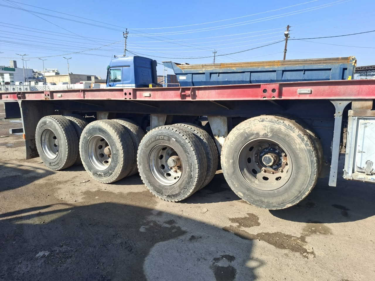 للبيع عربانه حداديه اربع دناكير تخم تاير ***********
