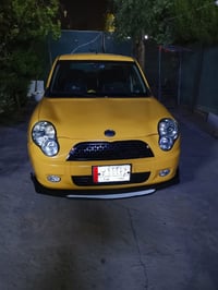 ليڤان للبيع كاربون بانزين بيها سنويه لي 27نافذه محرك كير شرط مصبوغه عا...