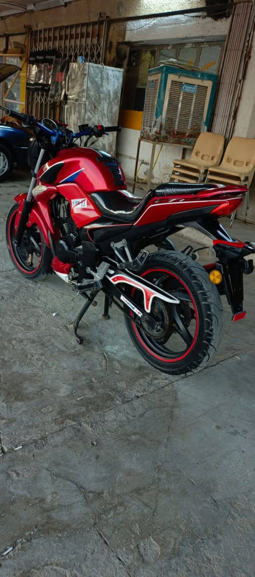 للبيع
سايم بطح موديل 2019مكمرك 
دراجة شوفت عينك تجي تفحص سعر 800 مكاني الانبار قضاء هيت كراج الموحد الاستفسار *********** موجود واتساب
