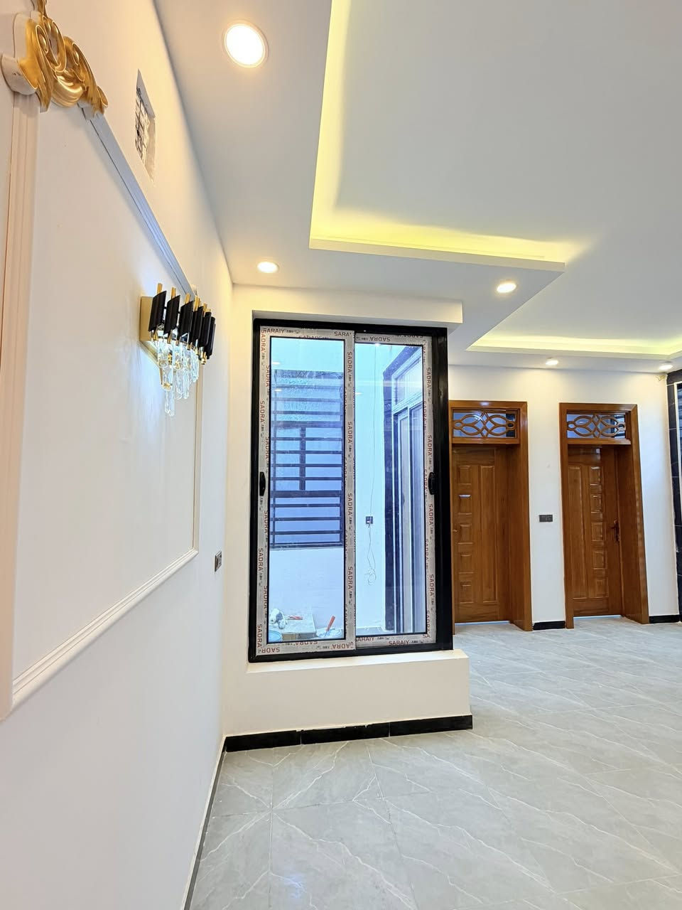 المساحه ١٥٠ م. طابو زراعي. بناء فوق الممتاز
شغل درجه اولى // 

 غرفتين نوم 

ابواب وشبابيك درجه اولى 

 البيت جاهز من كلشي 

#مفتاح

#المكان النجف ملحق حي ميسان // شارع الزوار // قرب الكرعاوي

#ملاحظه البيت بداية الشارع ويوجد فيديو كامل للبيت والشارع

***********

*********** وتساب او اتصال

السعر ٧٦ مع المجال
