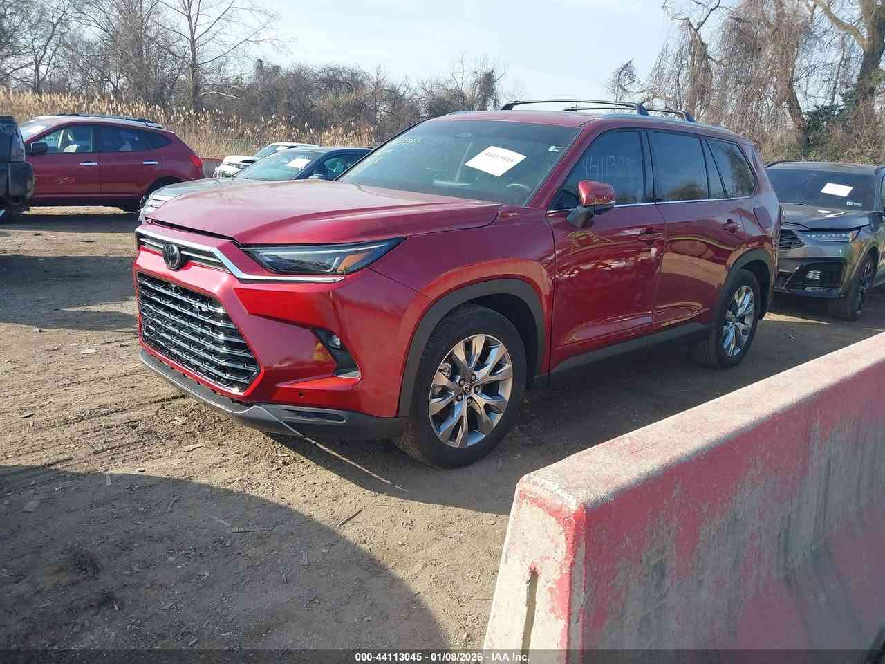 🚨 تنويه مهم
هذه السيارة معروضة في المزاد الأمريكي 🇺🇸
والمزايدة والشراء تتم عن طريق مكتب الباخرة للمزادات 🇮🇶

───────────────
🚗 (هايبرد) نوع السيارة:2025 TOYOTA GRAND HIGHLANDER HYBRID LIMITED
📅 تاريخ المزاد:الخميس 15-01-2026
💰 السعر: يتحدد داخل المزاد
📊 الممشى:9127 ميل فعلي
🛠️ المحرك: 4 سلندر / 2.5 لتر
───────────────

🔥 مجاناً مجاناً مجاناً
📄 تقرير كارفاكس مجاني بدون أي مقابل
───────────────

🚗 سحب السيارة خلال 24 ساعة من وقت التسديد
💸 حسابات مخفّضة وعمولات أقل من السوق
───────────────

🚢 الشحن متوفر من:
🇺🇸 🇨🇦 جميع الولايات الأمريكية والكندية
➡️ شحن مباشر إلى العراق
➡️ العقبة – جبل علي – ميرسين
───────────────

🛃 تخليص كمركي كامل من ميناء أم قصر
🏔️ تخليص كمركي إلى إقليم كردستان
🇯🇴 شحن مباشر إلى عمّان (العقبة)
🇹🇷 شحن إلى ميناء ميرسين – تركيا
───────────────

🏢 فروع الشركة:
📍 الفرع الأول: بغداد – السيدية – الإعلام
📍 الفرع الثاني: الإمارات العربية المتحدة – الشارقة – الصناعية 4
───────────────

👥 مجموعة البيع والشراء:
https://www.facebook.com/share/g/17pXXBgeeU/?mibextid=wwXIfr

───────────────

🎵 TikTok:
https://www.tiktok.com/@al_bakhera?t=8qGOLioZlVE&_r=1

───────────────

📞 للاستفسار والتواصل:
+9647739115599
