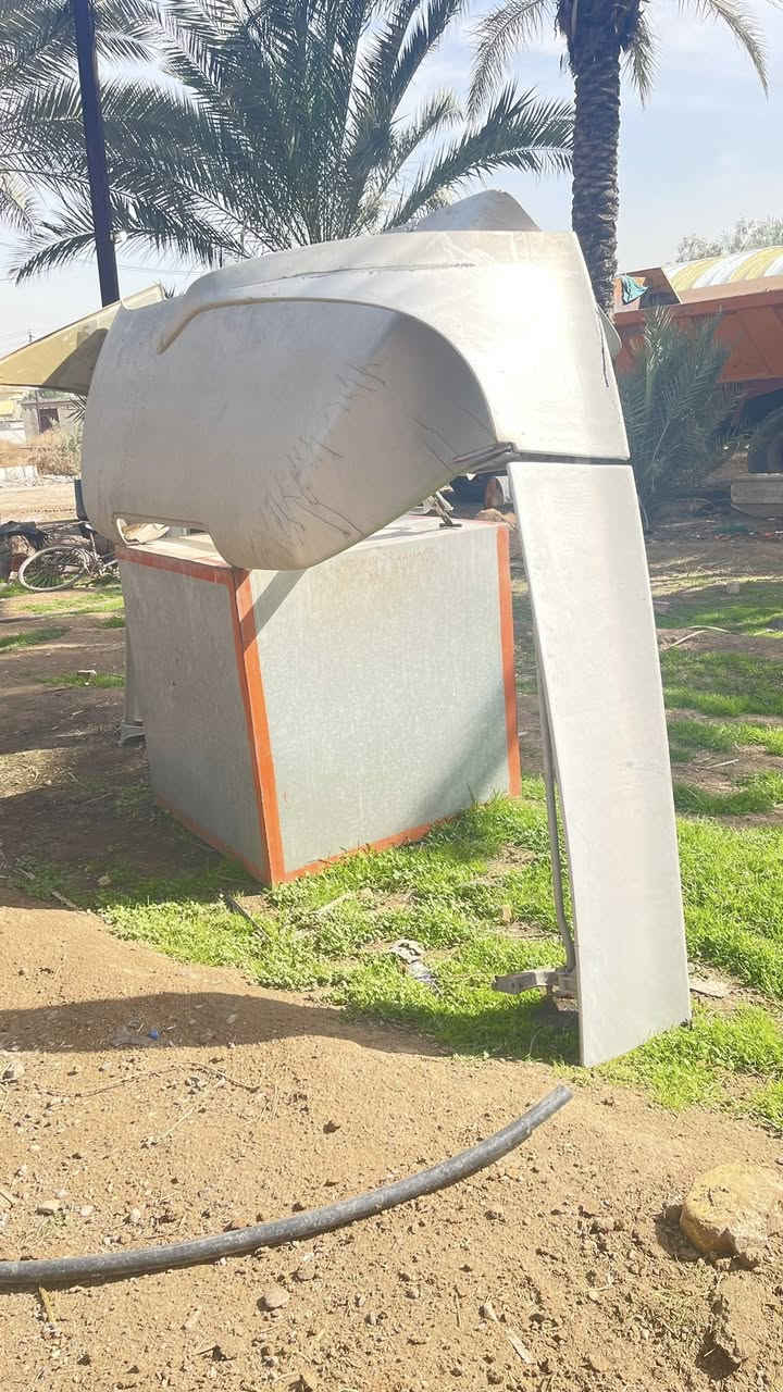 السلام عليكم كاسحه وزعانف البي كرواتي اصليات ***********/////***********
