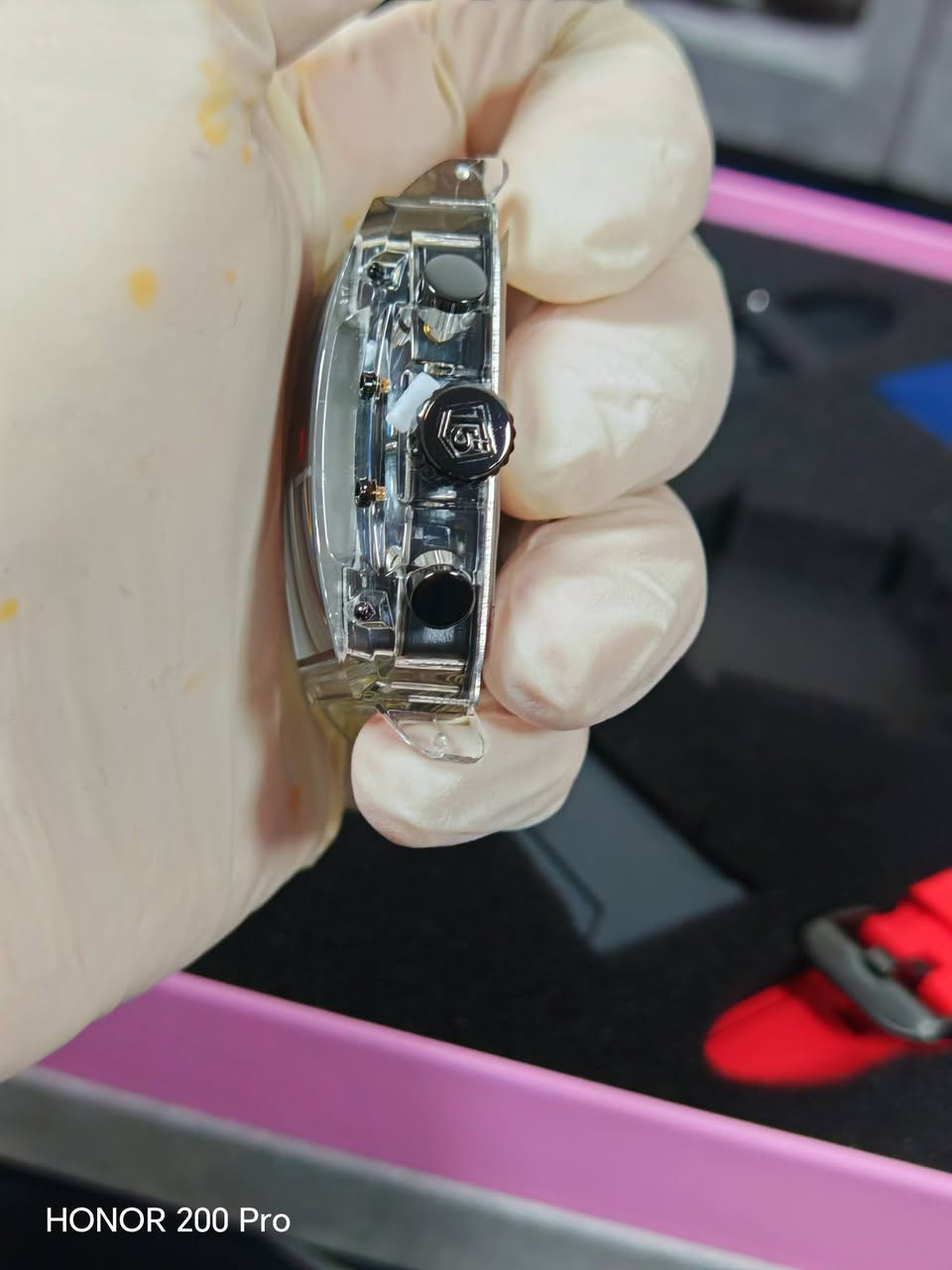 مزااااااد مزااااااد 
لدينا لكم اليوم مزاد جديد لساعه جميله وانيقه الساعه T5 اصلي رياضي بحت كاملة المرفقات مع الظمان سنه كامله 

المزاد ببدأ الان وينتهي ساعه 12 ليلا 

فتحة باب الساعه 30دولار واقل رفعه 5دولار 

الساعه بطاريه
 جديده غير مستخدمه 
ستووب ووج
أرقام لامينوس 
عقارب لامينوس 
منفذ شهري
قطر 42في 43
بدن ستانلس ستيل
مضاده للماء 30متر
اربع سيور ربر طبي
سير ازرق ربر
سير رصاصي ربر
سير احمر ربر
سير اسمنتي ربر
تاتي بعلبتها وظمان سنه كامله 
يوجد توصيل لجميع محافظات العراق


**إذا كنت صاحب هذا الإعلان وتريد حذفه لأي سبب، رجاءا أرسل رسالة إلى الدعم الفني**