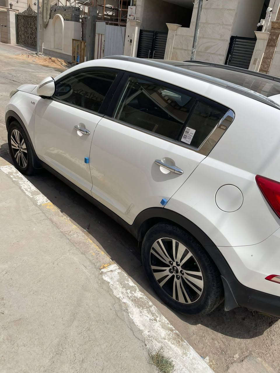 سياره سبورتج ١٥خليجي 
فول موصفات عده البصمه 
اي نقص مابيها 
رقم بغداد تحويل ثاني يوم 
العنوان بغداد مدينة الصدر 
السعر ١٤٨بيها مجال قليل 
سونار داخل الصور 
***********وتساب فقط
