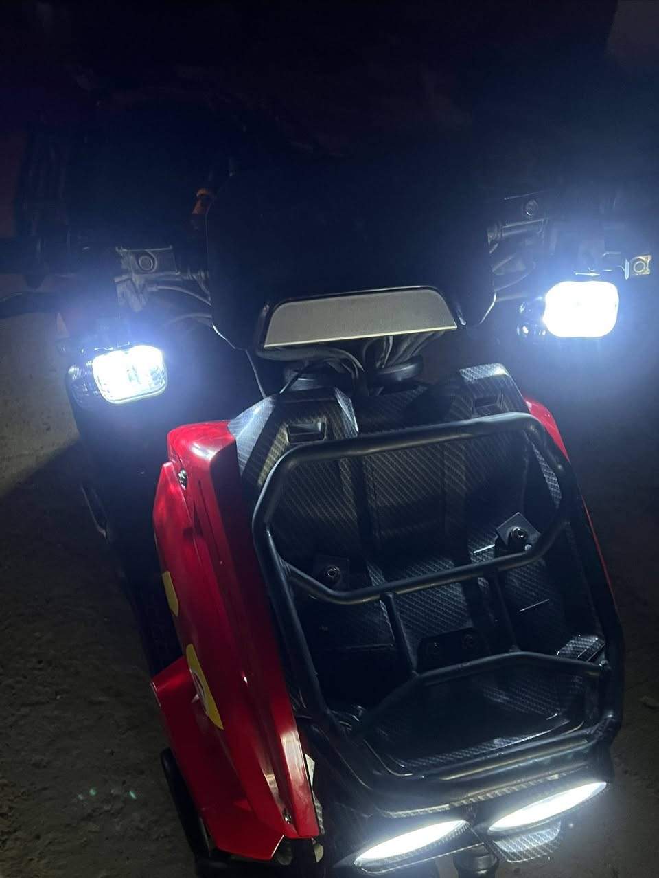 السلام عليكم
دراجة اباتشي نظيفه حيل بيع سريع 
بطاريات مسطرة مو صغار
ملف ٢٥٠٠
سرعة فوك ال١٠٠ تقرة طيارة 
سويجات ثنين بصمات ثنين بوكس وسويج اني شادة
كهربائيات كلها شغالة فول
نضام بك رجوع للخلف  
٣نمر
بيها كاربون فايبر وتاير امامي مبدل اصلي 
بسعر جداً جداً مناسب بيع سريع خواتها يعرضوهن مليون وفوك
والجديد مليون و٤٠٠ تقريبا
♥️شراي راسلني سعرها مناسببب للسرعة


**إذا كنت صاحب هذا الإعلان وتريد حذفه لأي سبب، رجاءا أرسل رسالة إلى الدعم الفني**