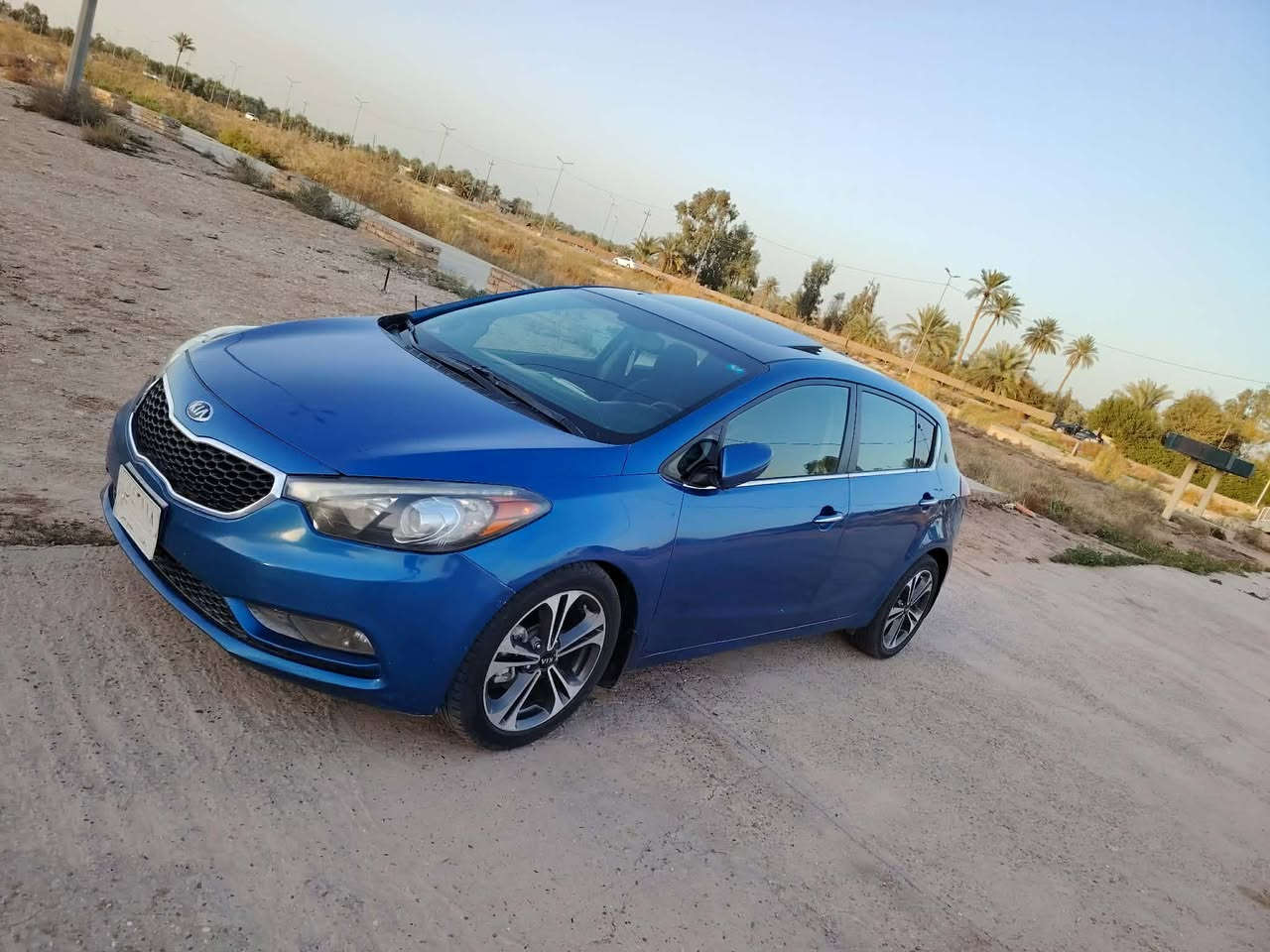 سلام عليكم كيا فورتي موديل 2014 وارد امريكي مكينه 2000 حادثه جاملغ وباب فول مواصفات رقم بغداد تحويل مباشر 
السعر 95
***********
مكاني بابل
