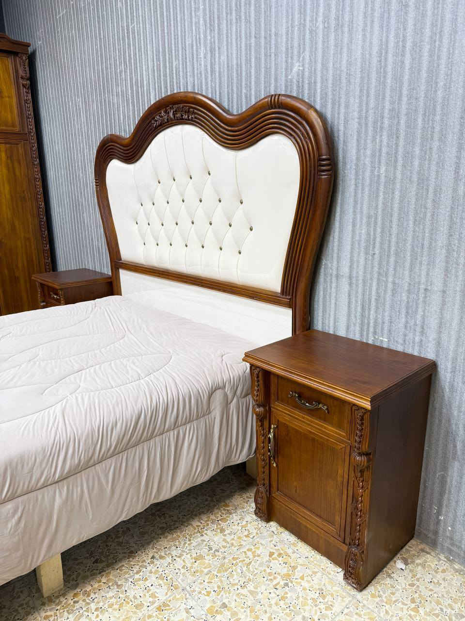 موديل جديد 
من ضمن وجبه الدرجى الممتازة 
غرفه ٦ ابواب ملحق 
نجاره عراقيه صاج درجى اولى 
داخل وخارج صاج 
الوجه 5ملم والداخل 4ملم 
الصبغ كلير مات مطفي 
المجرات سكك حديد 
افضل انواع السكك
الضهر جرجوبه شد براغي
ارتفاع الكنتور مترتين و٧٠ 
عرض الكنتور ٣مترات و٣٠ سم 
الزاويه بارتفاع الكنتور
قياس الصوميه ١٨٠ ,, مترتين 
هيكل الموديل يكون خشب زان 
السعر مليونين و٦٠٠


**إذا كنت صاحب هذا الإعلان وتريد حذفه لأي سبب، رجاءا أرسل رسالة إلى الدعم الفني**