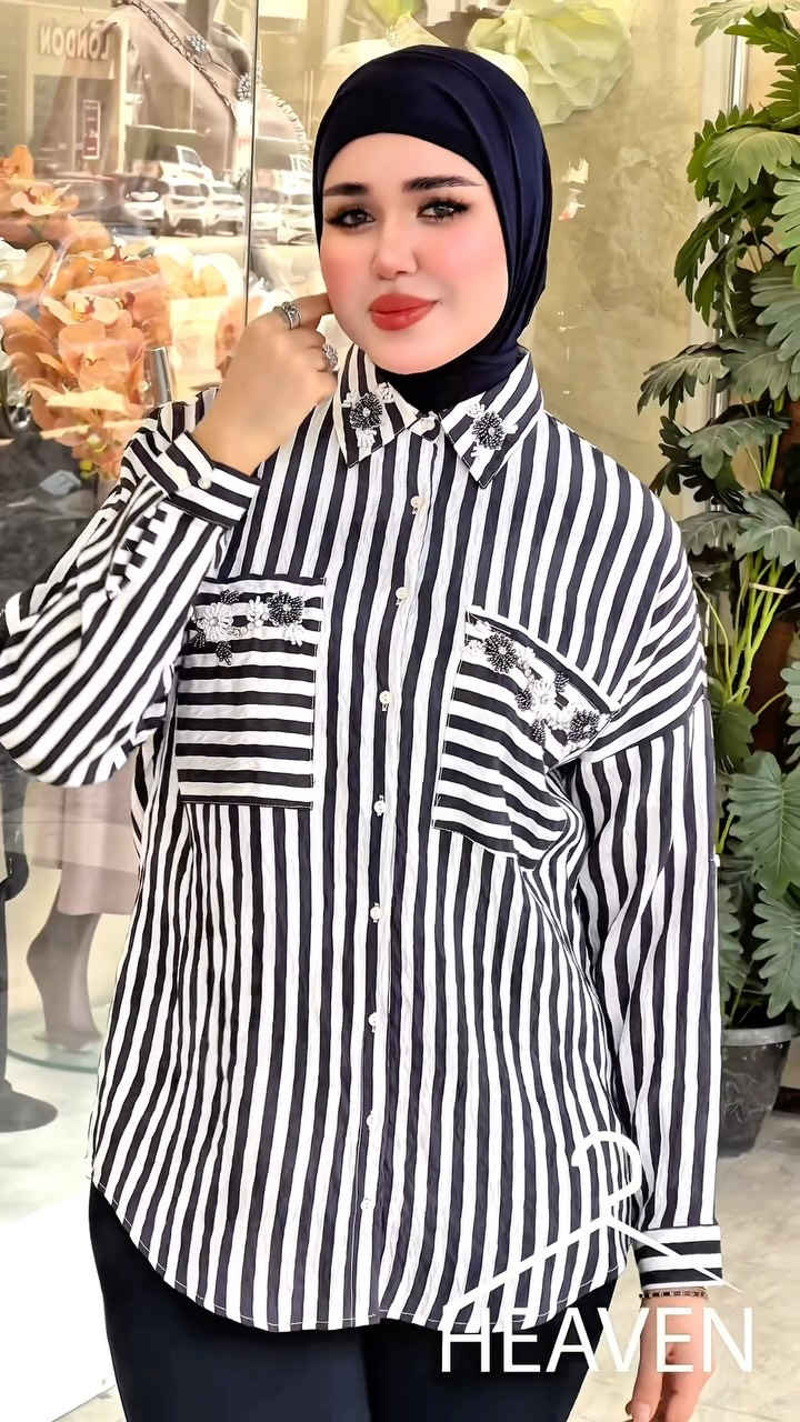 ✨ قميص مقلم بتفاصيل أنيقة ولمسة شغل يدوي على الكتف ✨

🔹 متوفر بثلاثة ألوان:
❤️ ماروني مقلم بالأبيض
🤎 جوزي مقلم بالأبيض
💙 نيلي مقلم بالأبيض

📏 الطول: 75 سم
📐 قياس Free Size يلبس من 38 إلى 48
👖 البنطلون متوفر

📩 للطلب راسلونا دايركت
📞 ***********

📍 زيونة - شارع الربيعي - مجمع الألنيوم - مقابل كوزمتك هدى يوسف
