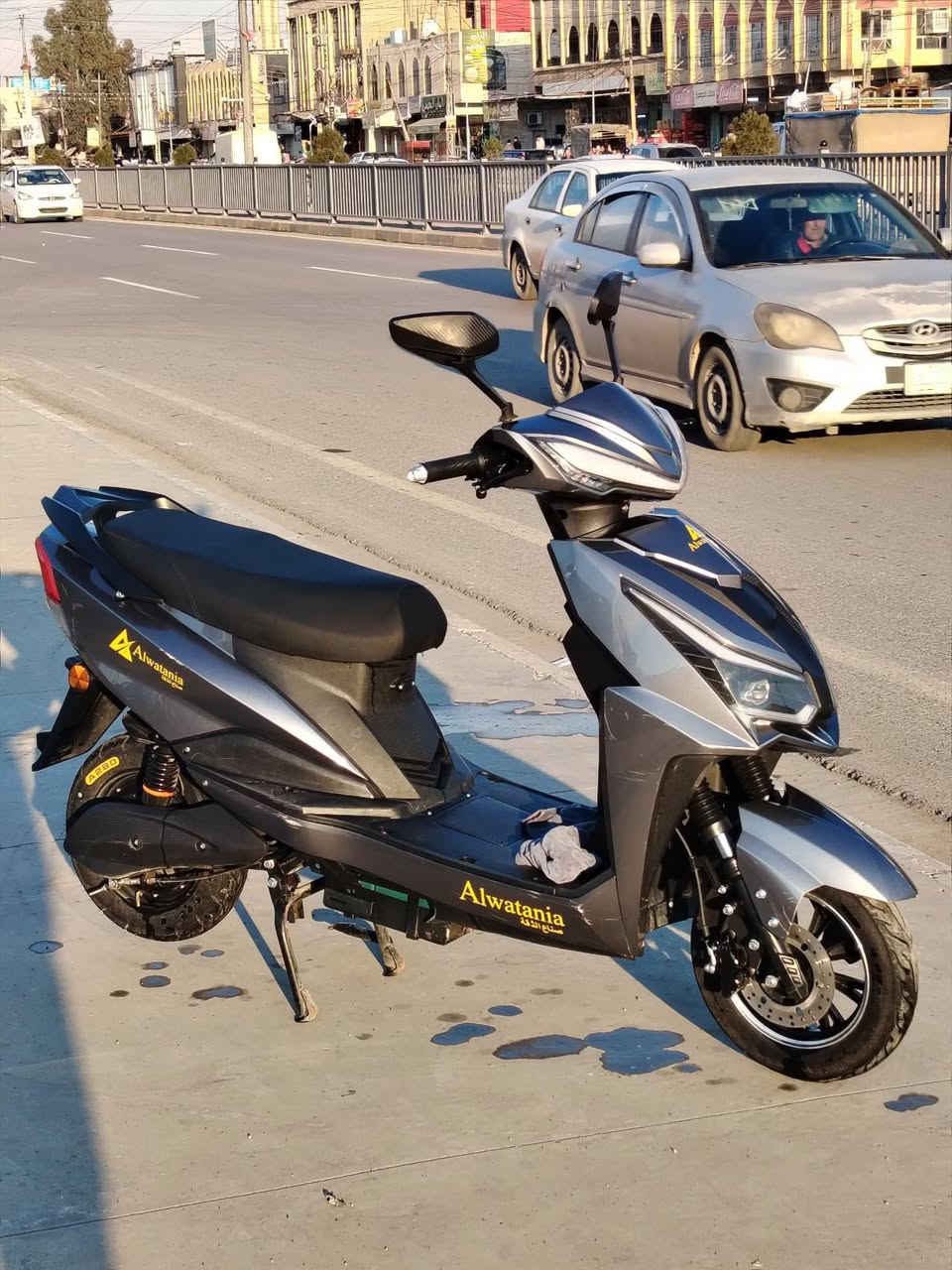 السلام عليكم ماطور شحن حيل نضيف مستعجل عل بيع وسعر مناسب الماطور بطارياته كلهن شرط لايت عالي ناصي زينون اشاير مثبت سرعه كله شغال 3 نمر السعر 350 وبي مجال شي بصيط التواصل ***********
