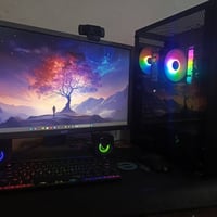 تجميعة كاملة للبيع 🖥️ 🖥️ مواصفات الجهاز:   • 🧠 المعالج: Intel Core i5-...