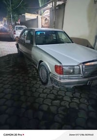 مرسدس  300     راسي مديل 87.محور مكيني وكير بطه3000 كهربائيّة كل شغالة...