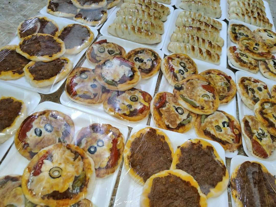 اريد من العباس ابو فاضل يقضي حاجه كلمن ي رفعلي المنشور باب رزقي عايشة عليه متوفر بيع مباشر
لحم بعجين 20 ب10. فطائر 20 ب10. بيتزا 20 ب10
كيك 7. كليجة 8 خليه بشوكلا 30ب10.  توصيل الفين داخل عزيزية حجز بالخاص قبل يوم


**إذا كنت صاحب هذا الإعلان وتريد حذفه لأي سبب، رجاءا أرسل رسالة إلى الدعم الفني**