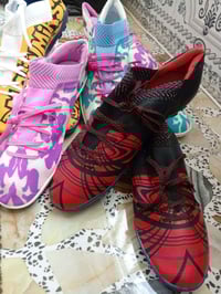 بفضل الله وصلنا حذاء مسي الاصلي وليس المقلد طرحات جديده والوان جديده ل...