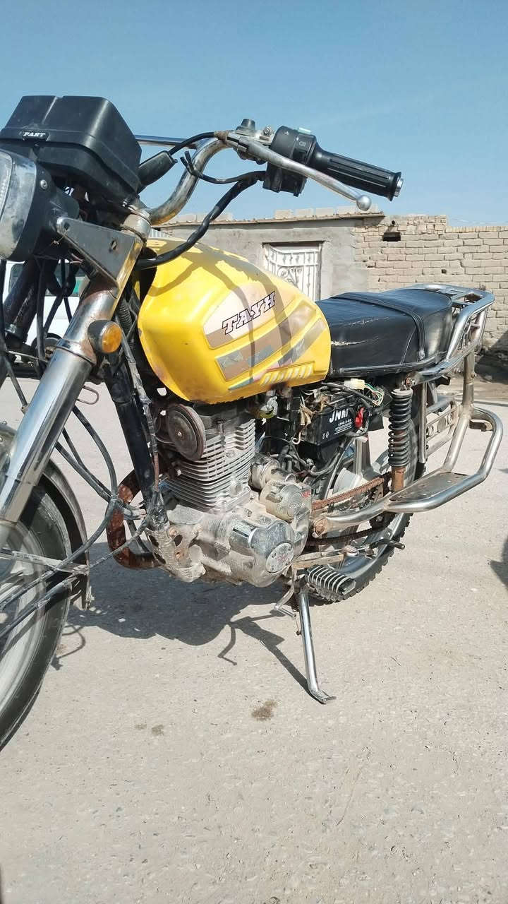 سلام عليكم بارت فحل المديل 11دراجه خير من الله اوراق السعر 575 وبيه مجال العنون ناصريه مركز مدينه رقم ***********
