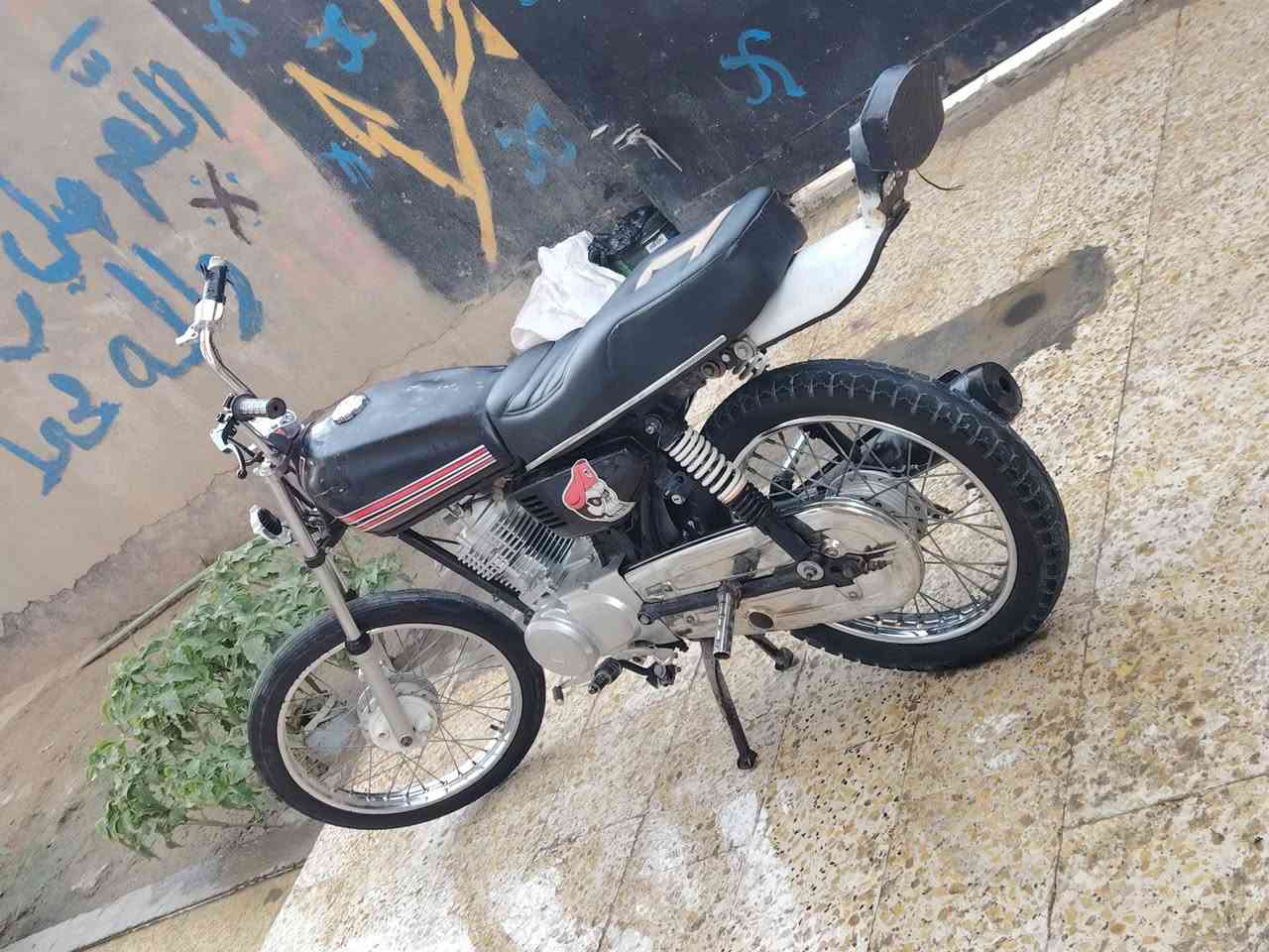 ما تعجبك اطلع كبل لا تعبني وطبلي خاص للبيع  شلامجه محرك ٢٥  شاصي مكفول كفاله عامه هو محرك دراجه ما عايزه شي موجود عل خاص. هاذه رقمي هم يشتري بخدمه *********** دراجه كلك كلك 👍🤍
