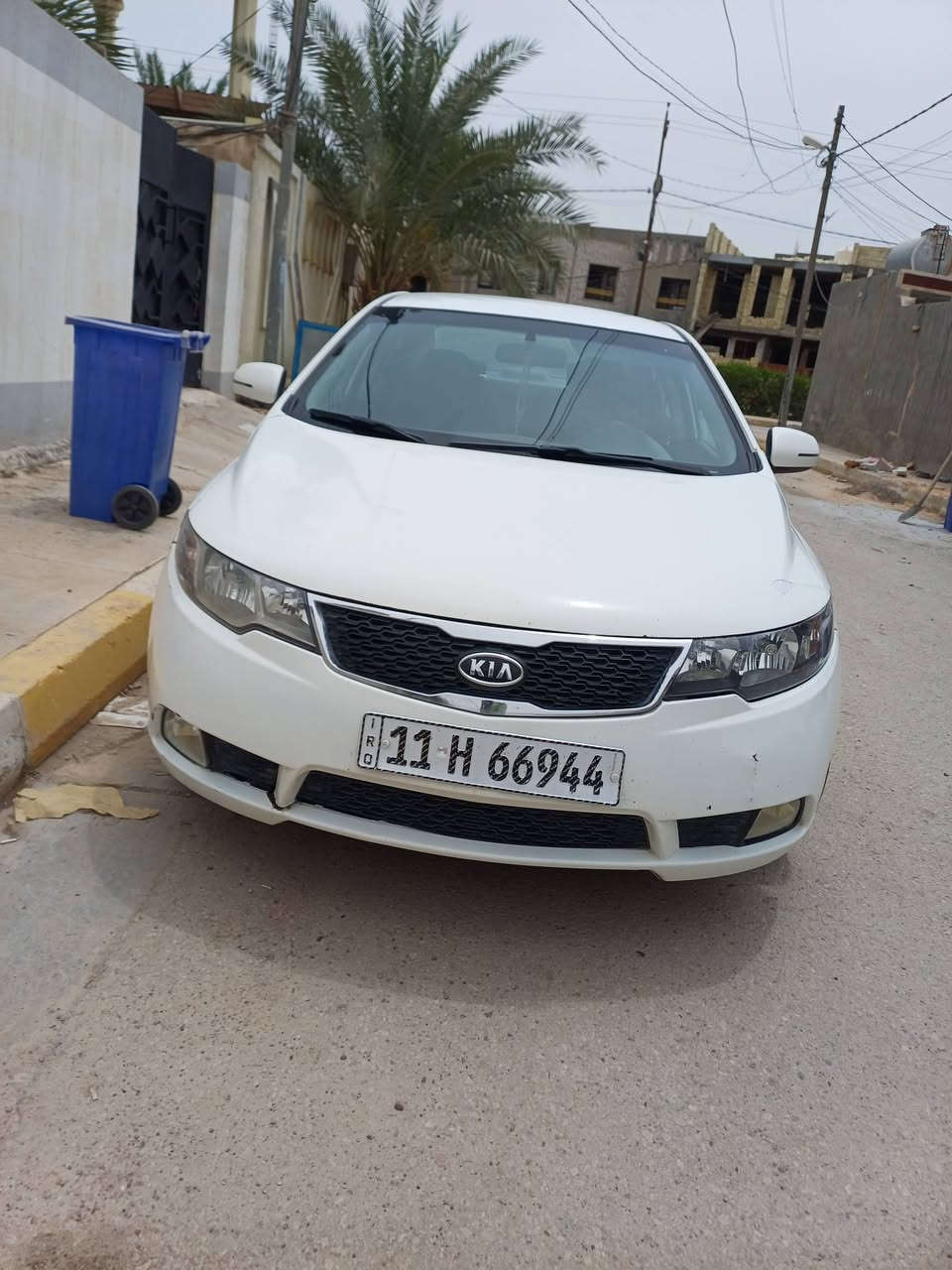سلام عليكم سيراتو١٢  خليجي
رقم بغداد مكاني بغداد
سنويه بسمي لل ٢٩  تحويل ثاني يوم 
كير ومكينه مكفولات لا تنقيص ولا تبخير بلاديات مامفتوحه  وتبريد ثلج بيانو شفتات ستيرن   وكهرباء شغاله
تخم تاير ويل  جديد 
سياره مرشوشه حزام اثر شخوط  بدون تبديل فقط
 باب السايق 
سعر ٧٥ بيهه مجال بصيط يرحم اهلك موشراي لا تتصل ***********

