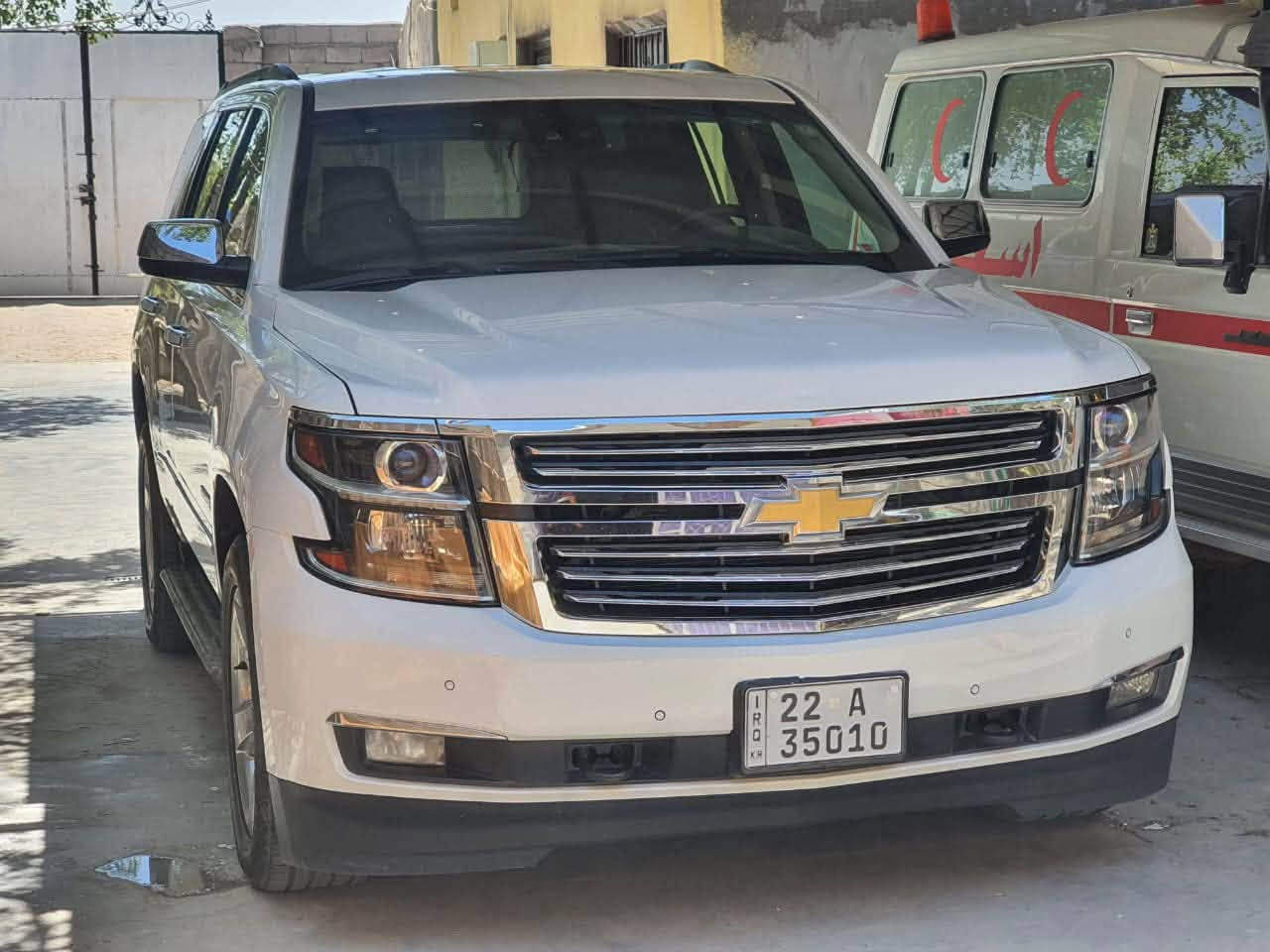 تاهو مديل 2015 رقم اربيل بسمي سنويه جديده هزه جديده موصفات Lt فتحت سقف باب صندوق كهرباء  موصفات Ltمعروفه  بيه اماكن صبغ باب سايق وخلفي جوه بس بسبب حكه مو ضربه باب سكن مفتوح تقسيم فقط بيه رصعات خفيفه 
سعر 285 بيه مجال حك الجيه مكاني بصره شط العرب رقم تلفون ***********
