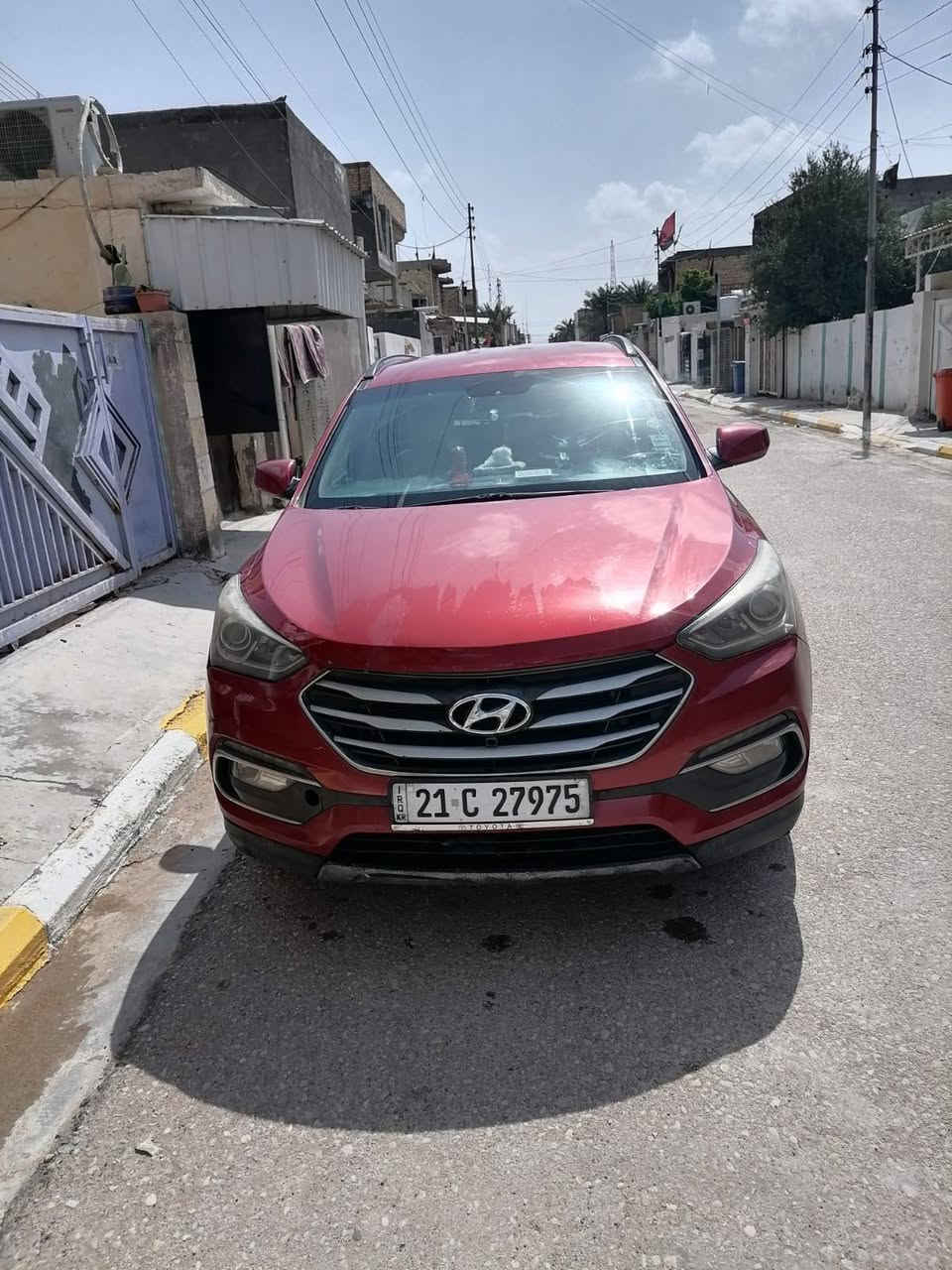 السلام عليكم ((بيع فقط))
هيونداي سنتافي2017 امريكي بيهة بيه قطعة واحد صبغ  محرك 2400  ( مكينه او كير ما مفتوحه مكفول لا تنقيص ولا تبخير ولا أي صوت)رقم سليمانية ابسمي مداور ثاني يوم السونار داخل المنشور 
2 قطع تبريد 
  ، مقاعد جلد 
حساسات خلفية 
تحكمات ستيرن فول 
انضمه قيادة 
نضام ايكو اقتصادي 
انارة LED 
تخم تاير جديد
باتري جديد
صدر امامي خلفي جاهزة السعر 140وبيهة مجال

للتواصل مراسلة او الاتصال على الرقم ***********
 مكان واسط العزيزية
