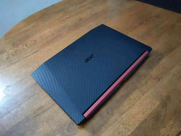 لابتوب ايسر
مواصفات عالية
تفيد اهل الكيمنك و المونتاج و البرامج الهندسية
بيهة ضرر كلش بسيط بالكفر ما ماثر ابد موضح بالصور
سعرهة ٥٠٠ مكاني بعقوبة ابيع او اراوس
*********** بعقوبة
