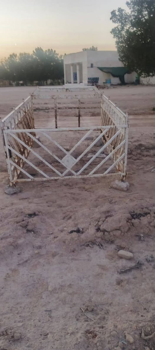 محجر كيه فحل
المكان البصره الزبير 
***********
