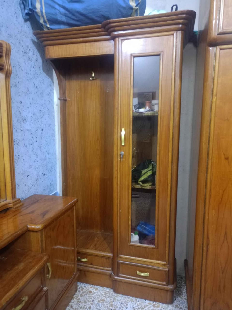 غرفة صاج تسكام السعر مليونين اوبيها مجال
بغداد الرشاد 
*********** بغداد, العراق
