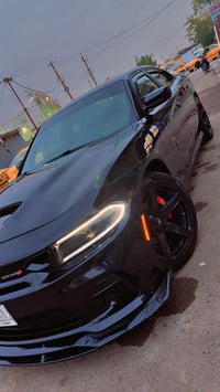 جارجر SXT 2022.      3600. تو ويل مزوده بالكامل وايد بدي بنيد دواسات د...