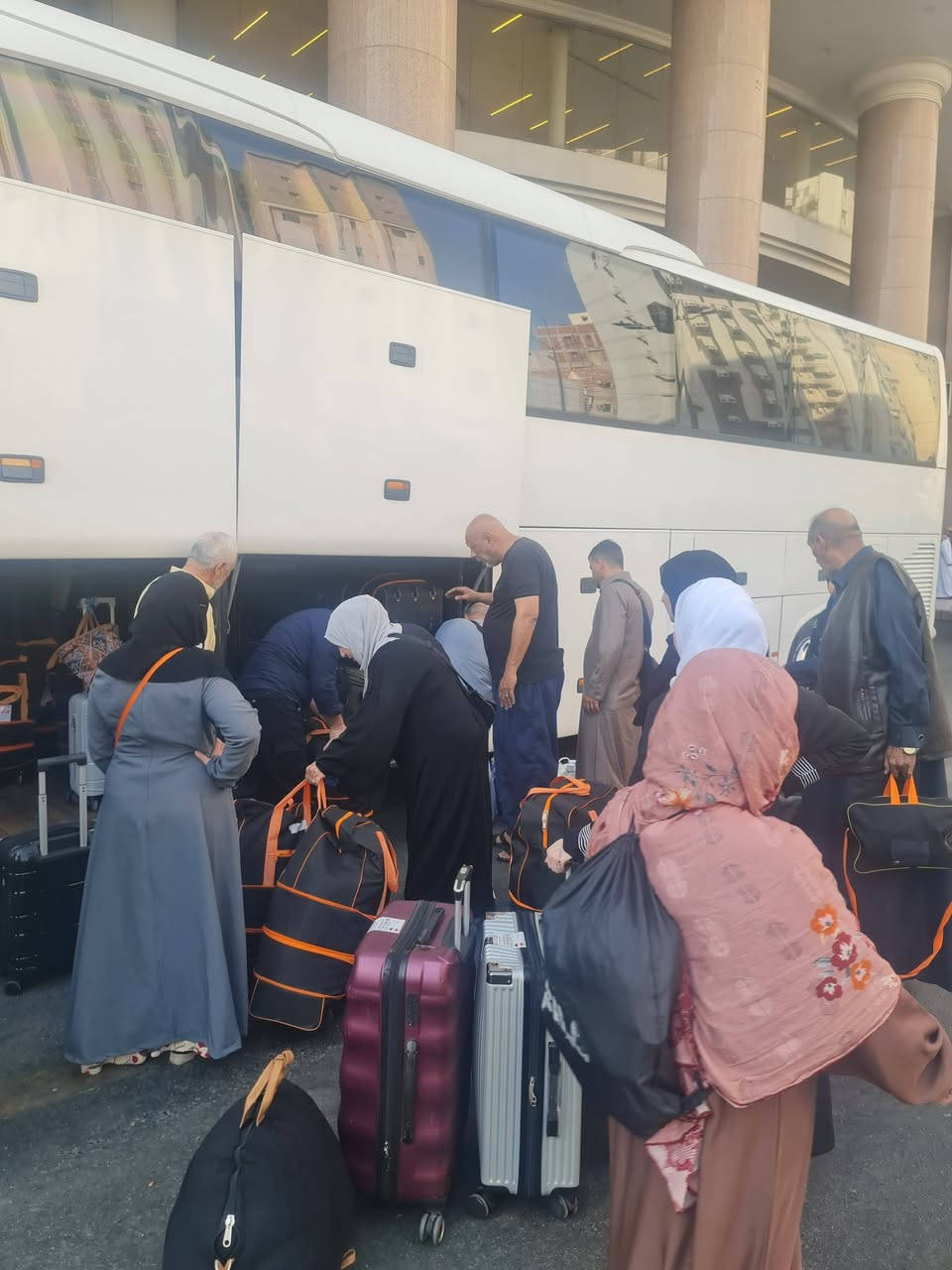 مغادرة معتمري شركتنا مكة المكرمة متوجهين الى المدينةالمنورة لزيارة مدينة رسول الله


**إذا كنت صاحب هذا الإعلان وتريد حذفه لأي سبب، رجاءا أرسل رسالة إلى الدعم الفني**