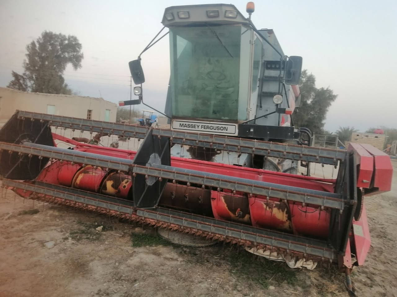 حاصده البيع موديل ٢٠١٣ /  اليشر ي يتواصل على هاذه الرقم***********
