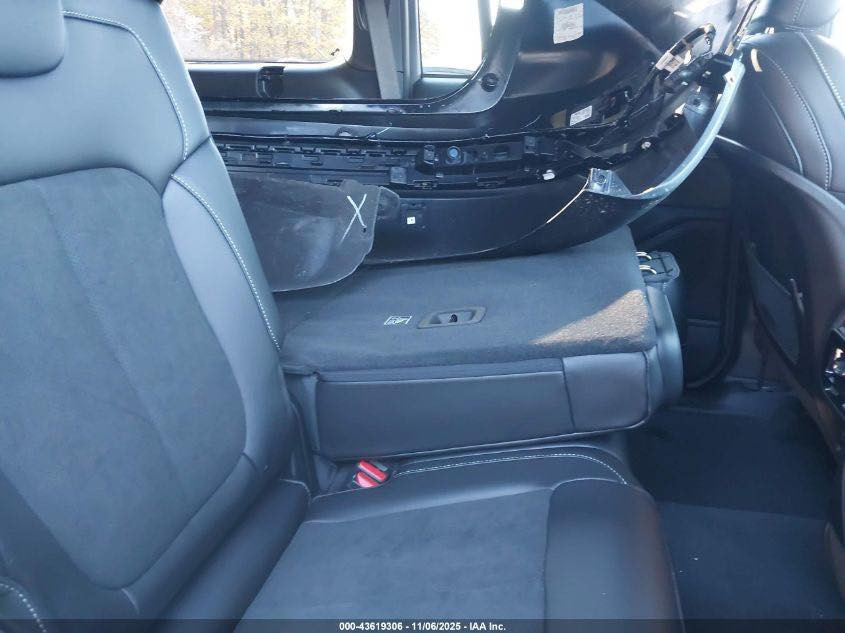 #أعلان مزاد

🇮🇶🇺🇸 فرصة مميزة لأصحاب كتب الشهداء 

📢 كما عودناكم على المزادات الأمريكية 🇺🇸
✅ وبأقل الأسعار وأسرع وقت ممكن

🚗   Jeep Grand Cherokee Altitude X 

الموديل…  2025
🛠️ الضرر: + موضح بالصور 
📏 عداد المسافة: 1.200  (فعلي)
📋 حالة السيارة: شغالة (Run & Drive) – مفتاح موجود
🔧 حجم المحرك:  3.6 
 – دفع رباعي AWD
🔍 رقم الشاصي: 1C4RJHAG1SC340645
📅 تأريخ المزاد 2/3/2026
 الساعة 5:00 مساءً بتوقيت iraq

📍 موقع المكتب :
البصره، القرنة، شارع الجمهورية الرئيسي، مقابل مطبعة  الولاء

📧 البريد الإلكتروني:
auto.car.iq@gmail.com

mu95iqwl@gmail.com

📞
: *********** مصطفى 
📞
