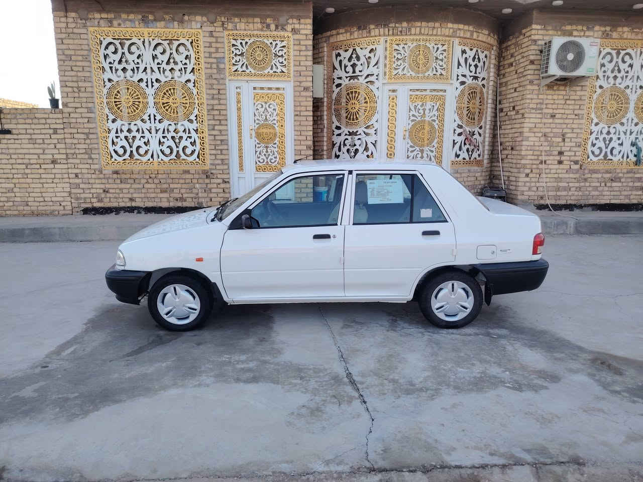 السلام عليكم
سياره سايبا مديل ٢٦ مكفوله كفاله عامه وضع شركه
ماشيه ١٨ الف استخدام شخصي
مدوشمه أرضيه جلد ومرقم وجاهز
مكان سياره دوانيه الحمزه الشرقي
***********
