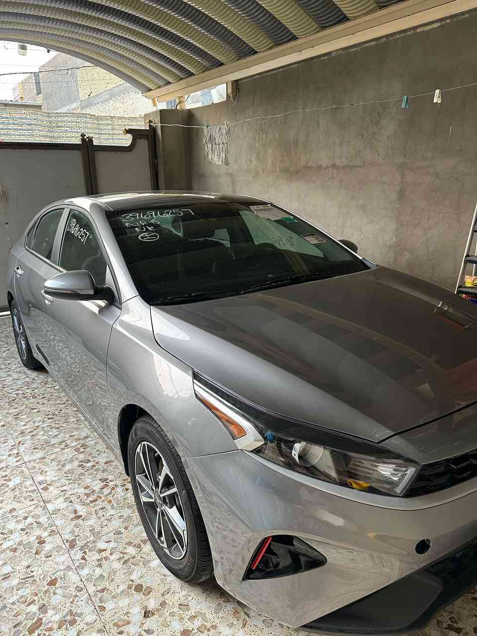 🚗 للبيع: كيا فورتي 2024 وارد أمريكي
- الموديل: 2024
- الحالة: جديدة
- المسافة المقطوعة:١٣الف ميل

- الموقع: [الكوت]
- المواصفات: [Lx 2.0دوش ]

لمزيد من المعلومات للاتصال، ***********أو مراسلة مباشرة.
