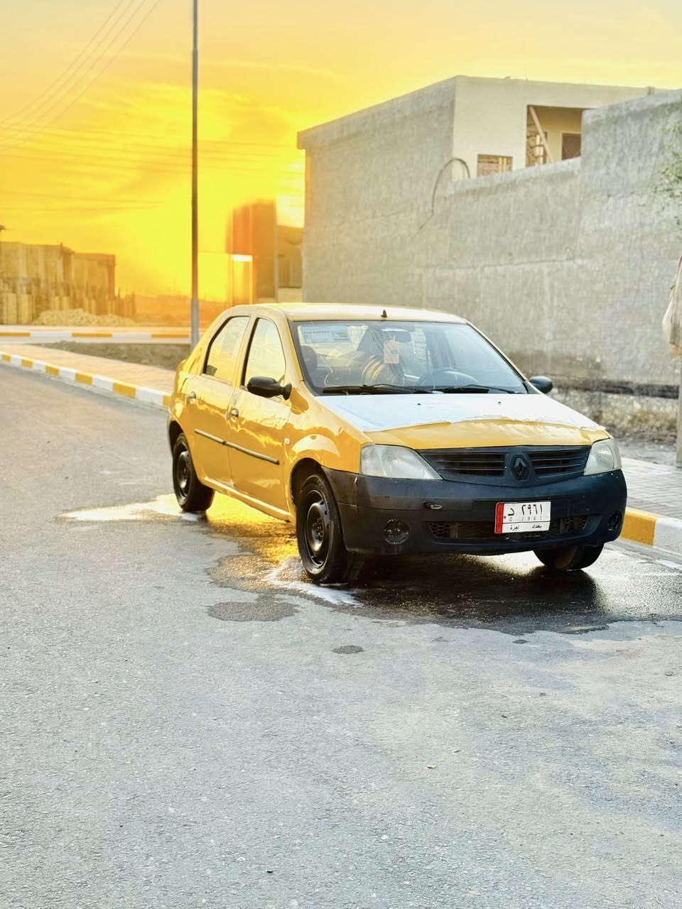 السلام عليكم رينو لوكان موديل 2010السياره جاهزه كير مكينه شرط الكير توني شاده مداور ثاني يوم رقم بغداد مكاني سماوه مالكه ب السماوه السياره (باور) حداديه كهربائيات كله شغاله 
السعر 34 وبيه مجال بسيط 

للتواصل:***********
