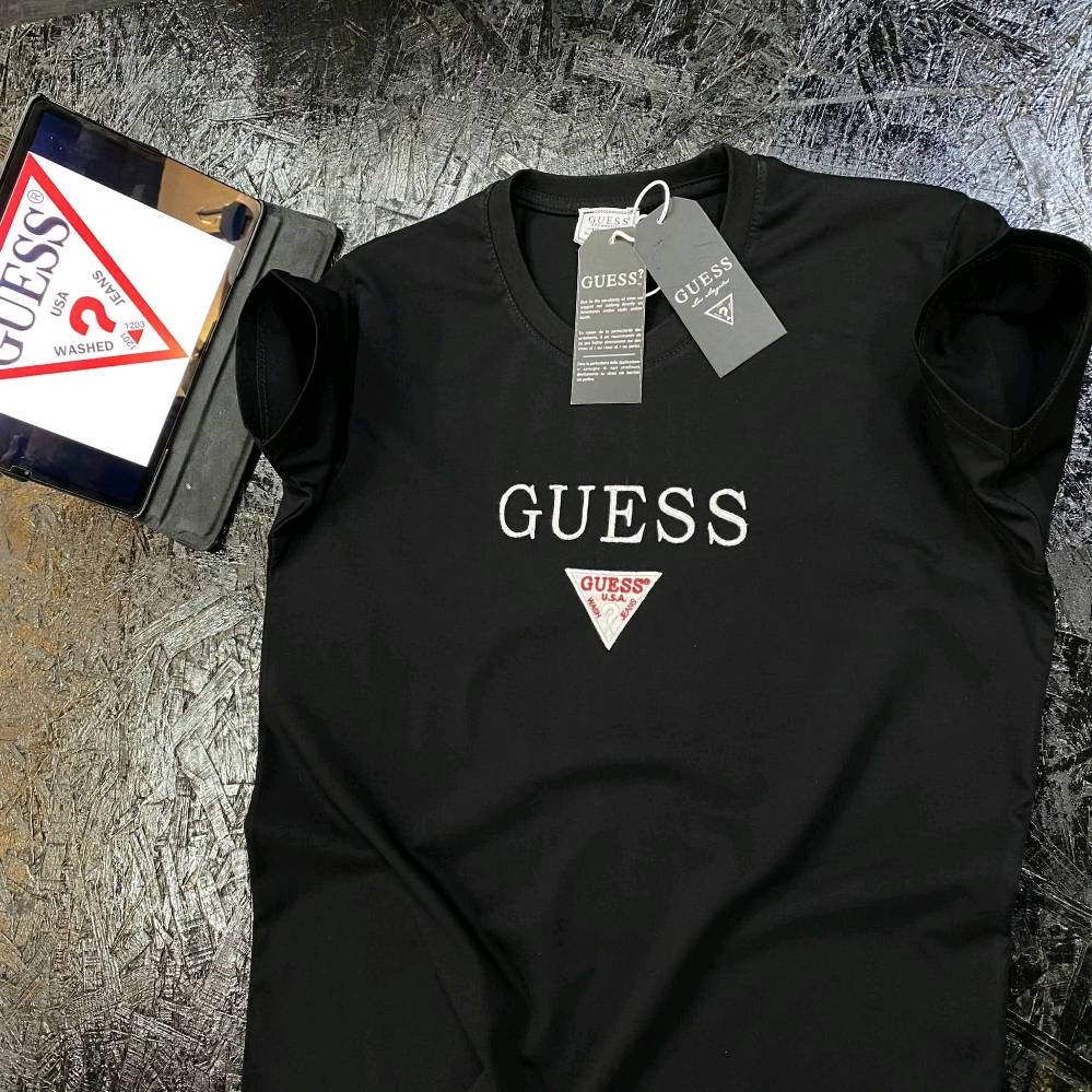 متوفر تيشيرت شبابي تركي قطني حلقة خامة ممتازة متوفر قياس S/M/L/XL/XXL سعر القطعة 15 الف متوفر توصيل لكل العراق ب 5 الف للتواصل ***********