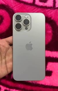 ايفون 15 برو ماكس ذاكرة 256 بطارية 94  السعر 725 للستفسار التصال علة ا...