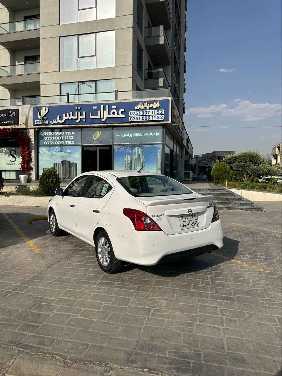 نيسان لاكشيباى مؤديل2020 فول مواسةفات گير تؤماتيك چوار جام كارةبا دةبل گيج يةدةنيكل جەنبەر نيكل بال سوكان ڤؤليؤم حةساس تەبرید مەرکەزی بلاجكتؤر ABS پێنج ویل کەپ چوار تايةى لؤك زؤر خاوێنە بى مةسرةفە يةك دينار مةسرةفى تيدانية 84هةزار رويشتوةبي بوياغ هيچي پيوة نية سعر 108وةرةقه سياره له هةولير بؤ پةيوةندى ژم/*********** اكر, نينوى

