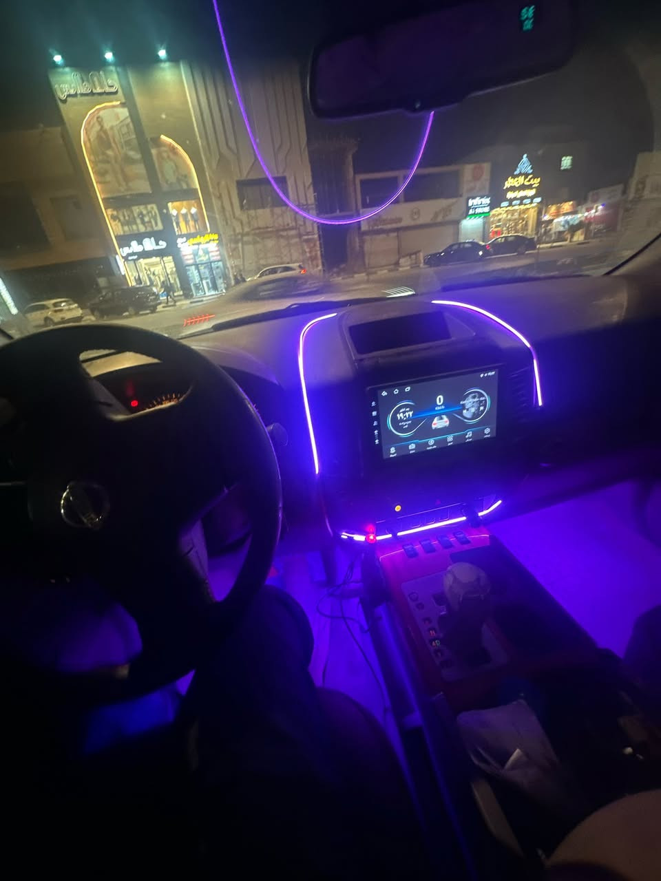 السلام عليكم
نيسان ارمادا 2006 LE 
رقم بغداد مميز
اعلى مواصفات :
داخل لونين بيجي واسود
سلايد روف (فتحة سقف)
حساسات خلفية
كامرة خلفية
شاشة اندرويد
شاشات خلفية للركاب
تحكم دواسات تتقدم وترجع مال بانزين والبريك
خزن ميموري تحكم كشن السايق
كشنات الامامية كهرباء وتدفئة
كشنات جلد نضيفات مابيها شك او تلف
تحكم مازدات الاندارة الامامية تصعد وتنزل
وانارة زنون
انارة داخلية متعددة الالوان
جنطة كهرباء 
جامات كهربائية
نضيفة السيارة كلش احلى من الصور
كهربائيات والمواصفات الذكرتهن كلهن شغالة مابيها اي نقص السيارة 
بيها منضومة غاز 80 لتر يعني انسى الصرف
بيها صبغ احزام بدون معجون مال جراد. 

السعر 98 وبيها مجال للطيبين. 

***********
سيد علي الاعرجي
