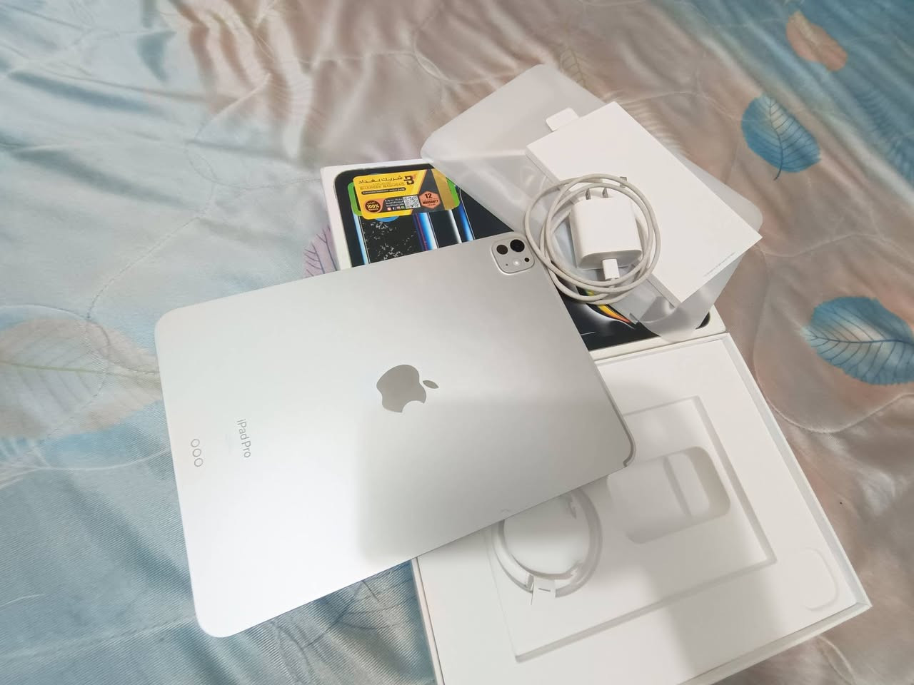 سلام عليكم ايباد 11/ / 4/M ,عدد الدورات 115 ايباد جديد شخط مابي + ملحقات كامله كارتونه وشاحنه و
البطاريه100/بل100 الله شاهد كسر كارتون استخدام بسيط
950 ألف مكان بغداد قرب بسمايه المدائن 
واتساب ***********
